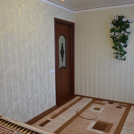 Ветеринарный Apartment Berdychiv ภายนอก รูปภาพ