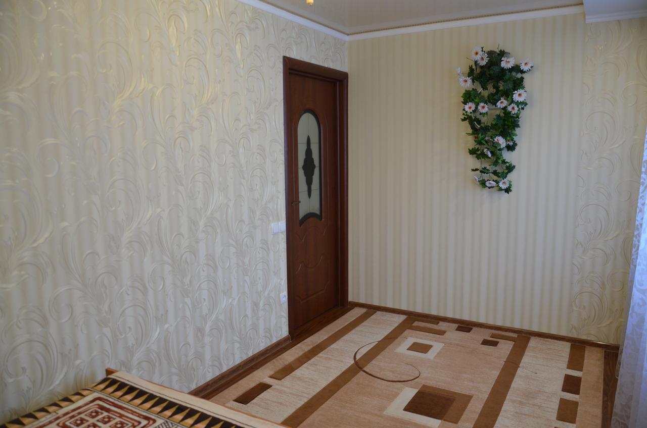 Ветеринарный Apartment Berdychiv ภายนอก รูปภาพ